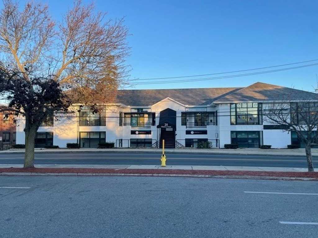 28 Chestnut Street Andover, MA 01810
